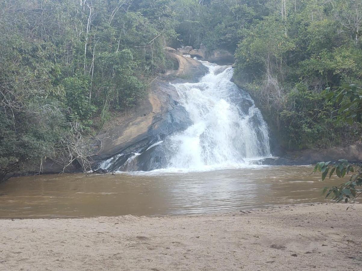 CASA LUXO-água quente-banheira-lareira-cachoeira. Pedra Azul  Exterior foto